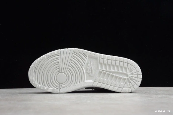 Low CV3043-100 1 Jordan Air “Paris” CV3043-100 0704